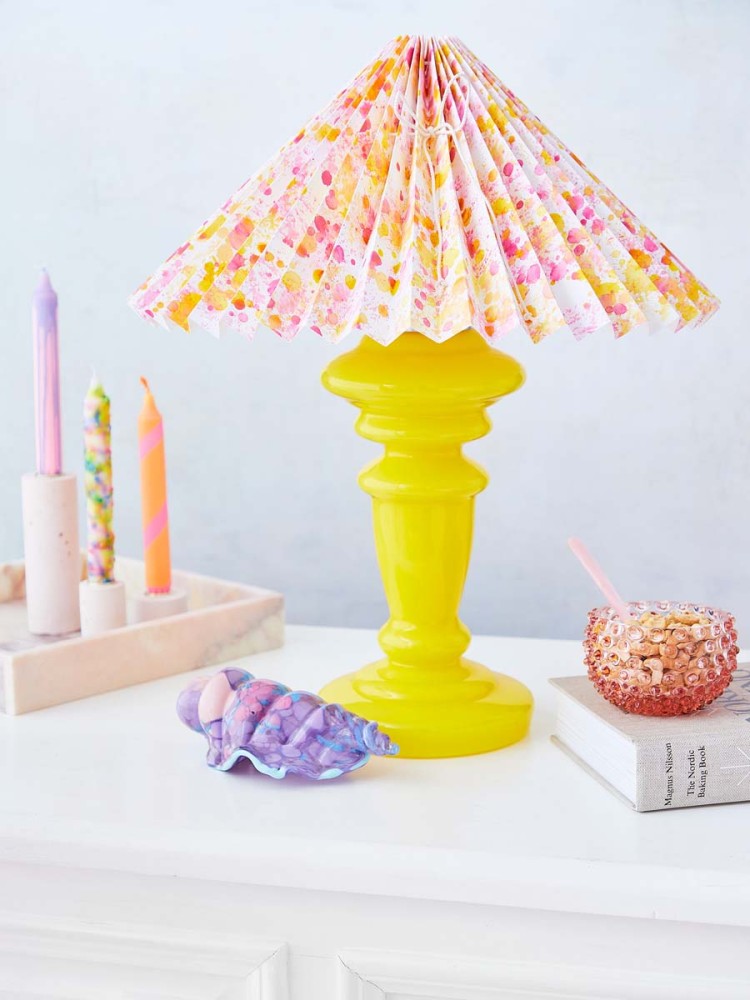 rosa rosa Lampen in mundgeblasenem Glas Tischlampe in schönen Pastell. Petro 1, Petro 2, Petro 3 und Oliver
