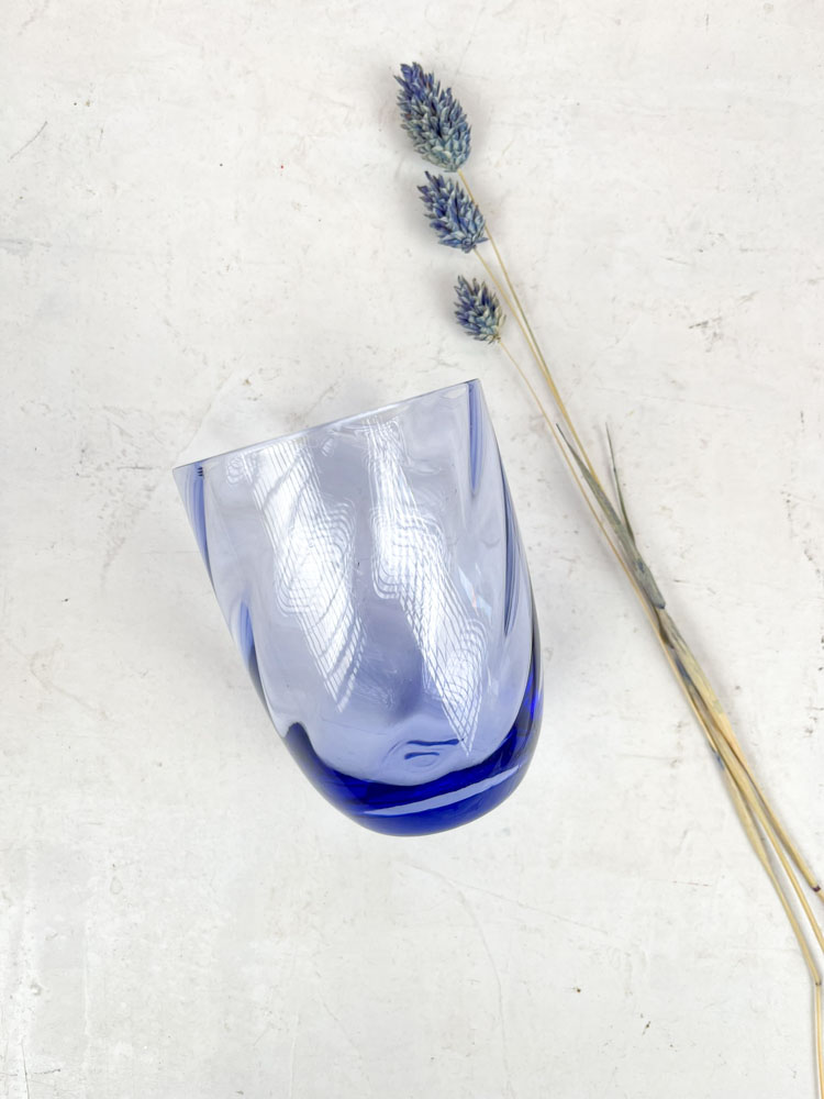Anna von Lipa Wirbelglas in Lavendel (6)_web