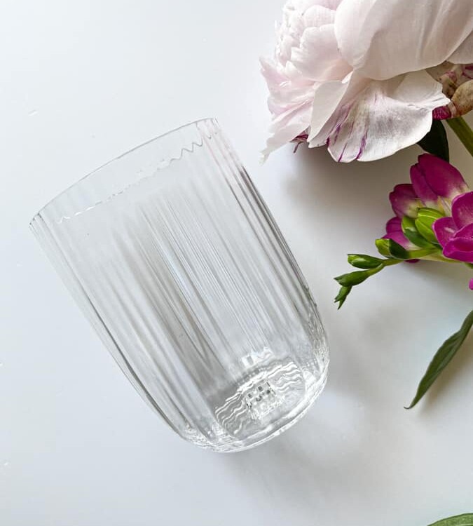 Bambus in klar, anna von lipa, Remix von Sofie, anna von lipa Glas, mundgeblasenes Glas, handgeblasenes Glas, Glas, Trinkglas, Wasserglas, farbiges Glas, Mix- und Mattckglas, Mix & Mattckglas, Becher, Watglas, Wirbelglas, Harlekinglas, Spiralglas, Bambusglas, Olivenglas, Tischbezug, anna von lipa glass, anna von lipa retailer