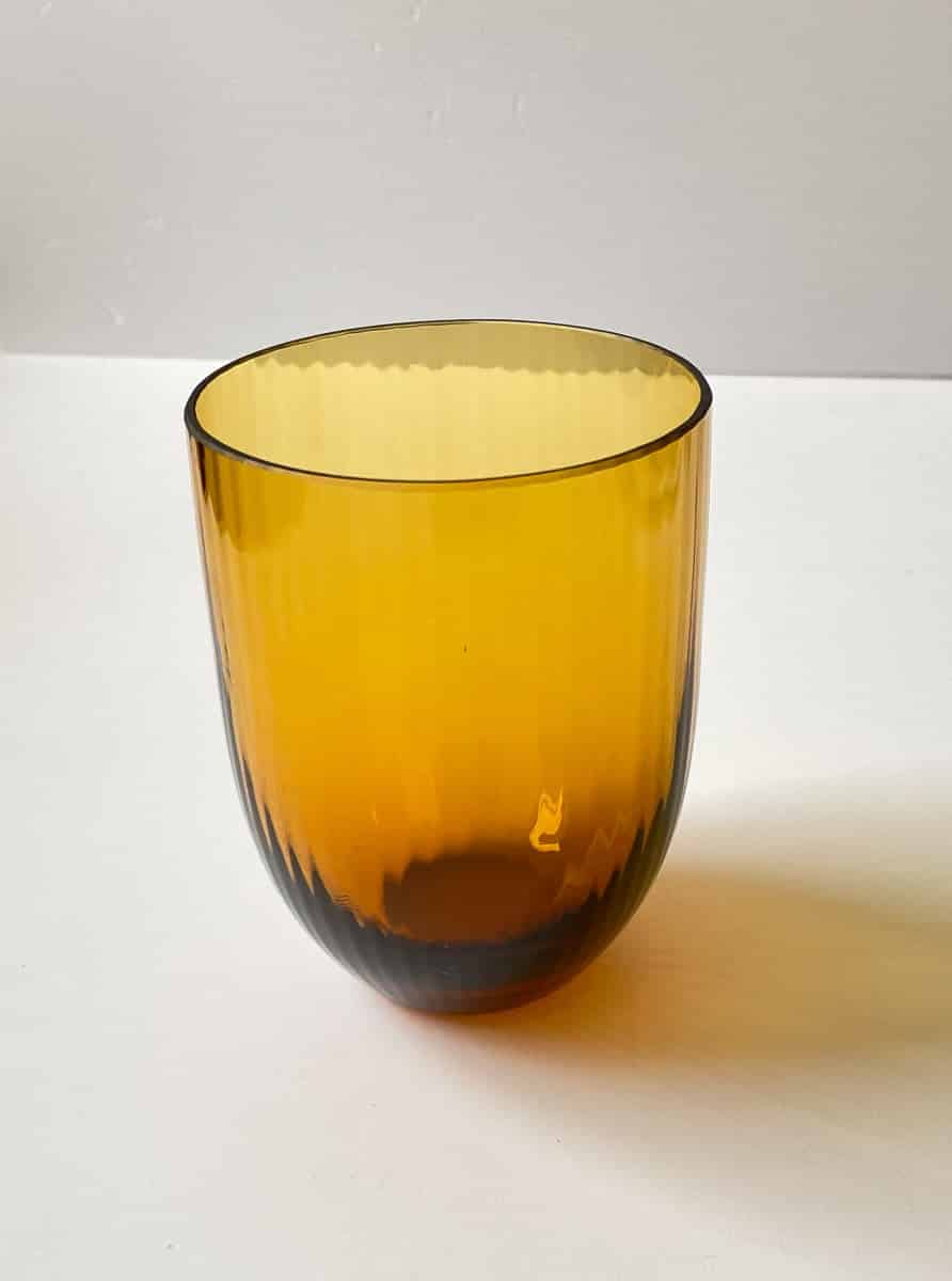 Bambusglas, anna von lipa mix & match, swil glass, wawe glass, harlekin glass, tumbler, wasserglas, trinkglas, trinkglas, gebeizt, hausinnenraum, tischbezug, glas von anna von lipa