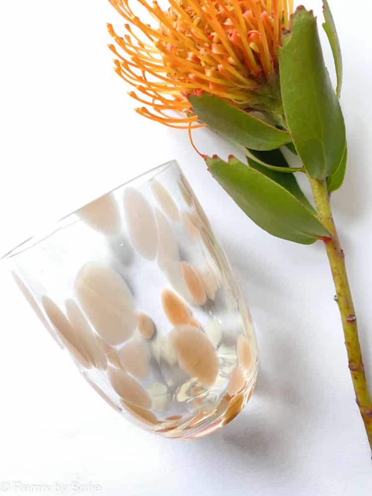 Wasserglas, anna von lipa mix & match, Tumbler, Wasserglas, Trinkglas, Trinkglas, farbiges Glas, Remix von sofie, anna von lipa glass, anna von lipa retailer, Bohemiaglas, Mundglas, Konfettiglas, Spritzer Glas, Tischbezug, Spritzglas, anna von lipa Händler, Tischbezug