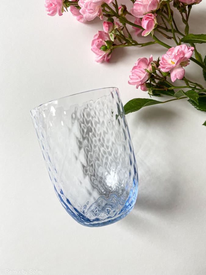 rosa Olivenglas, Olivenglas, Bambusglas, anna von lipa mix & match, swil glass, wawe glass, Harlekinglas, Becher, Wasserglas, Trinkglas, Trinkglas, Glasmalerei, Hausinnenraum, Tischeinstellung, Glas von anna von Lipa, anna von lipa dealer, remix von sofie