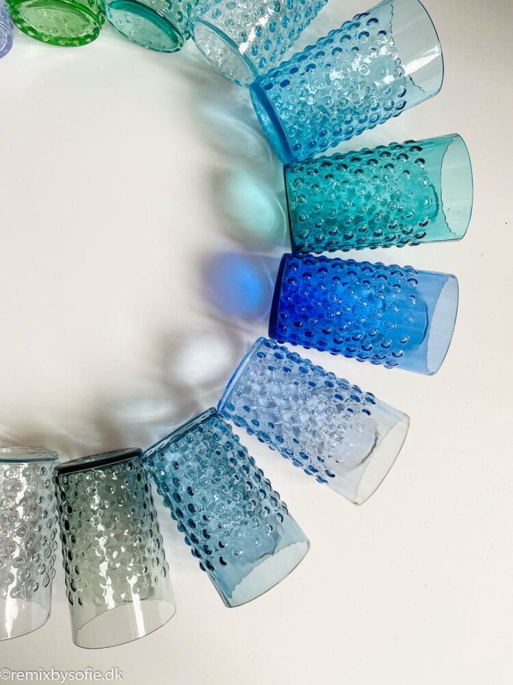 Anna von Lipa Stachelschweinglas mit Wasser