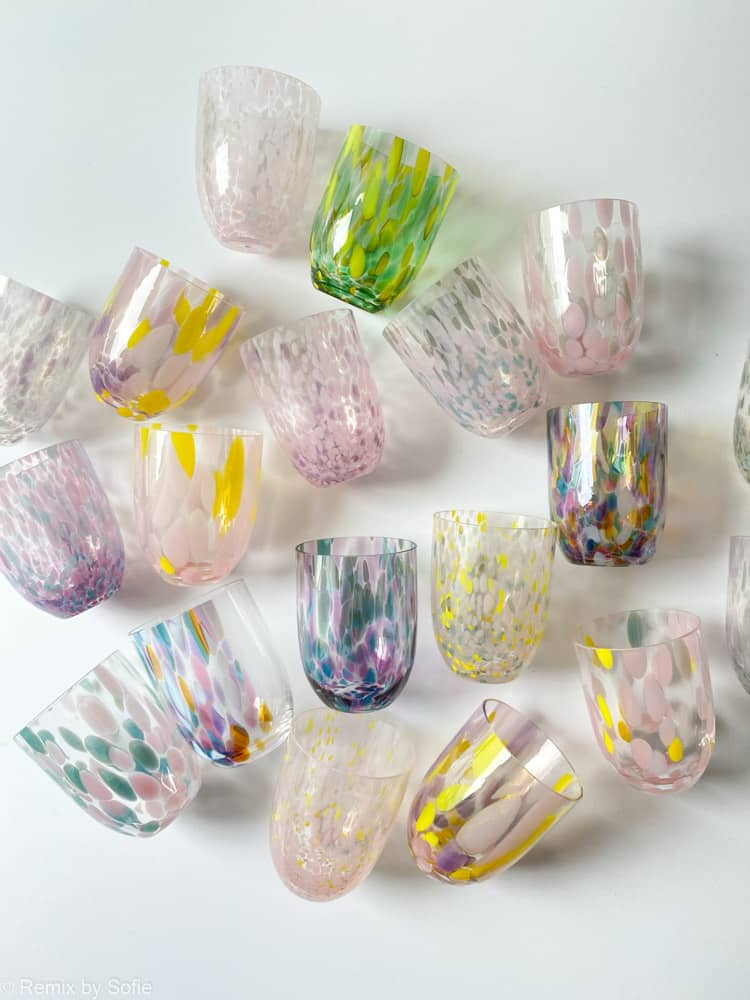 Remix von Sofie, Spritzcitrion und Gelb, Gsplash gelb und Rosa, Spritzgelb, Rosa und Lila, Konfetti seidig, Konfetti Ozean, Konfetti in Rosa und Lila, Spritz multicolor.anna von Lipa, Konfetti Glas, Anna von Lipa Glas, Spritzer Glas, Glas mit Opalflecken, böhmische Gläser, handgeblasene Gläser, tschechisches Design, tschechische Gläser