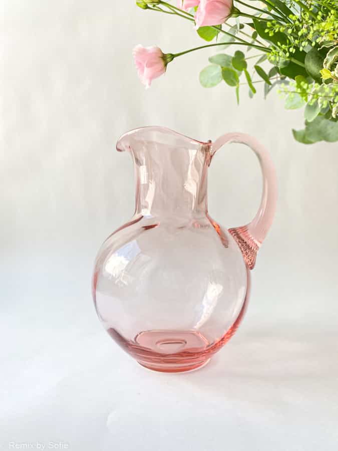 swirlande, Kanne mit wirbel, rosa wirbel, Kanne in rosa, anna von lipa, Kanne mit wirbel, Glaskanne, mundgeblasene Kanne, Glaskanne, Anna von lipa glass, Anna von lipa retailer, Remix von sofie
