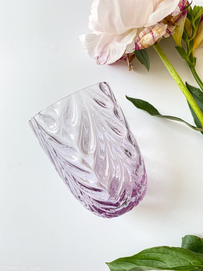 Bambus in Beryll, anna von lipa, Remix von Sofie, anna von lipa glass, mundgeblasenes Glas, handgeblasenes Glas, Glas, Trinkglas, Wasserglas, farbiges Glas, Mix- und Mattckglas, Mix & Mattckglas, Tumbler, Waweglas, Wirbelglas, Harlekinglas, Spiralglas, Bambusglas, Olivenglas, Tischbezug, anna von lipa glass, anna von lipa retailer