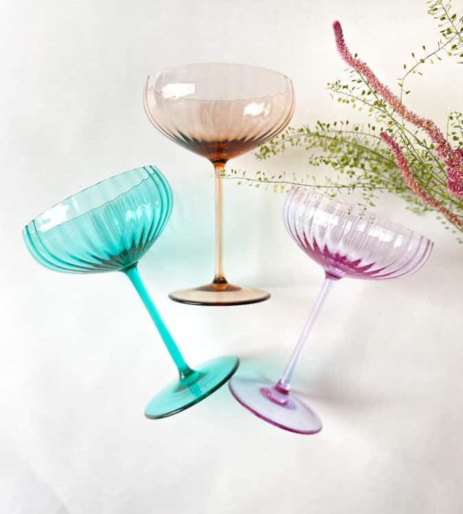 Champagnerschale in Türkis, Remix von Sofia, Anna von Lipa, Champagnerschale, Champagnerschale, Champagnerglas, Partyglas.