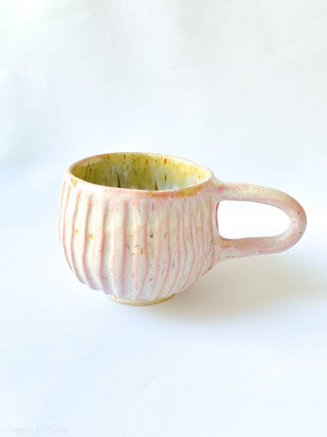 Schöne Tasse mit breiten Rillen in Minzblau, Tasse in Minzblau, Keramikbecher, Keramikbecher, gelbe Tasse, Remix von Sophie, Mia Limettenbirke.