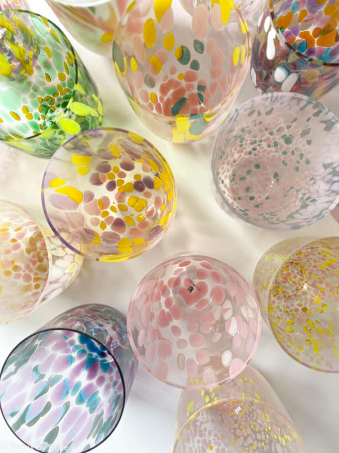 Anna von Lipa confetti und Spritzglas