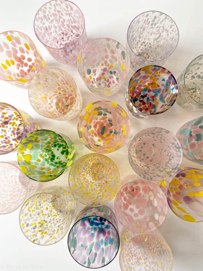 Anna von Lipa confetti und Spritzglas