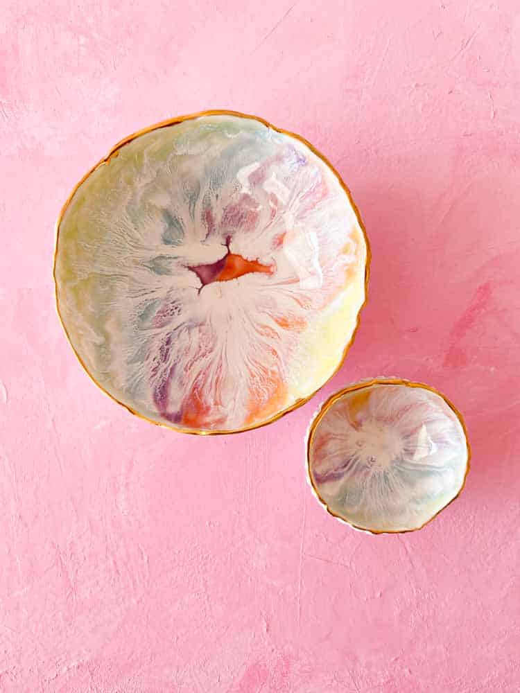 große Schmuckschale, große Schmuckschale, kleine Schmuckschale, Schüssel in Porzellan, Schale in Pastellfarben, cremige von mirabella, Remix von Sofie,