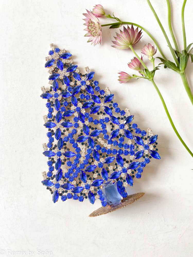 Weihnachtsbäume in Strass, Strass Christbaum, Strassbaum, Weihnachtsbaum in Strass, Weihnachtsbaum in Strass, Weihnachtsbaum in Strassstein, Weihnachtsbaum in Strassstein, Weihnachtsbaum in Strass, Weihnachtsbaum in Strass, Weihnachtsbaum in Strass, Weihnachtsbaum in Strass, Weihnachtsschmuck, Tschechisch Weihnachtsbaum, Remix von sofie,rhinstensjuletræ, Weihnachtsdekorationen, vintage Weihnachten, Weihnachtsbaum aus Tschechien, tschechische Weihnachten