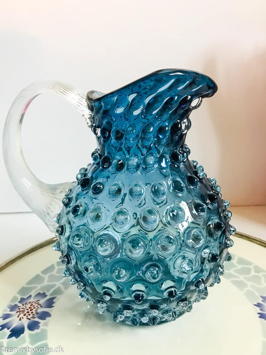 Igelkrug 1 Liter in blauem Rauch