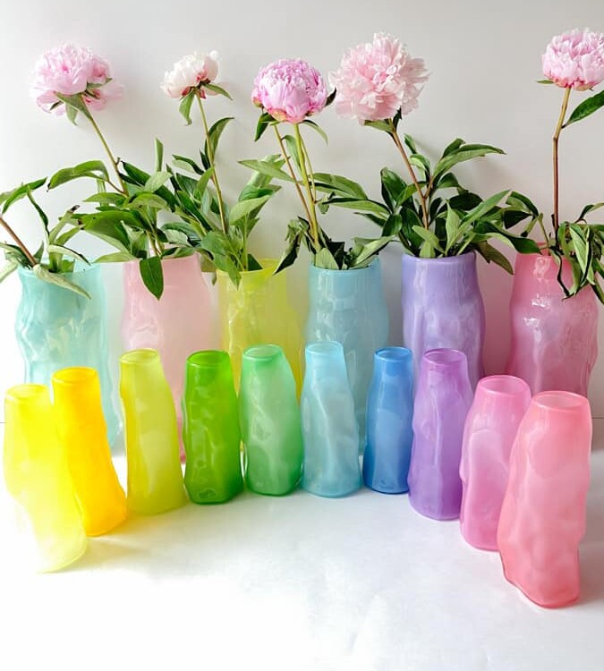 marie retpen Vase, Vasen, Blumenvase, mundgeblasenes Glas, blumenmundgeblasene Vase, curlvase, Vase in organischer Form, gelockte Vase, Remix von Sofie
