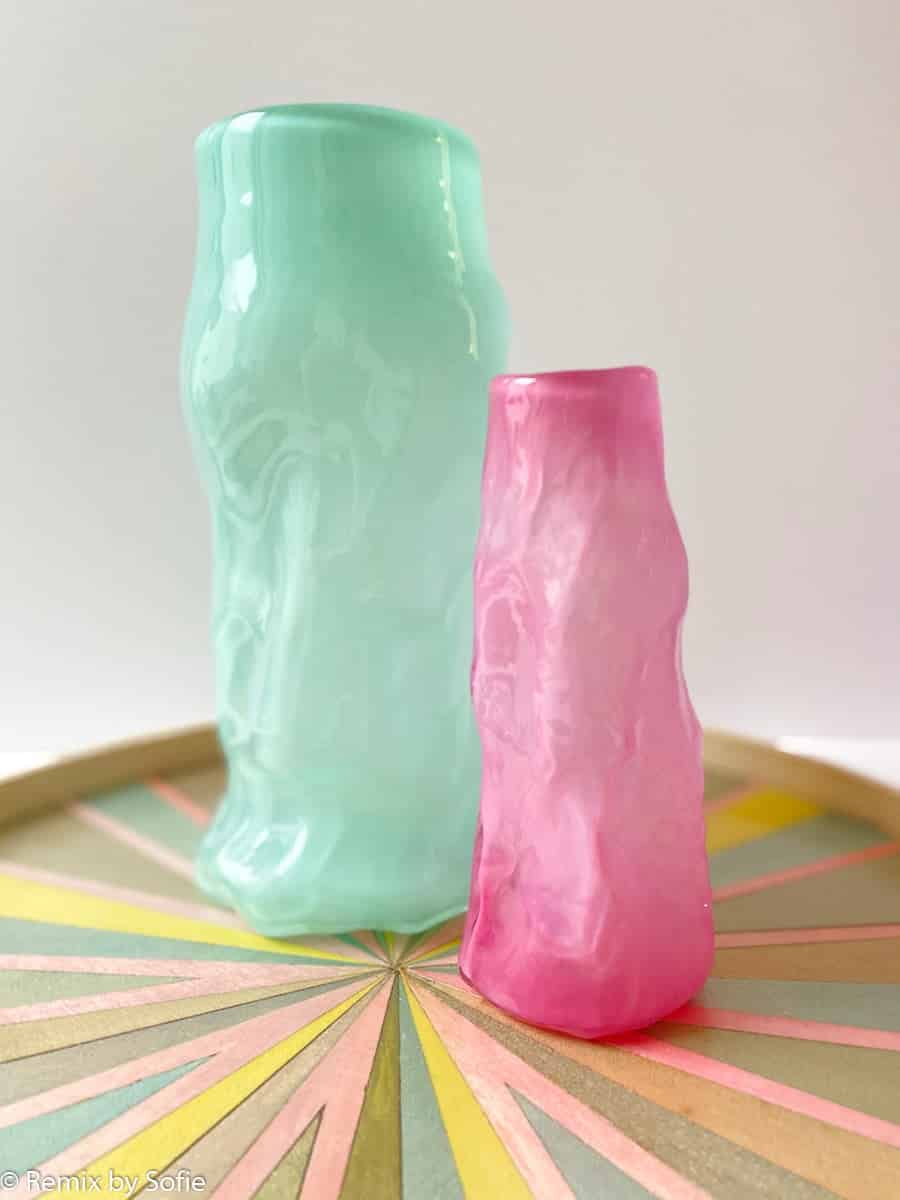 marie retpen Vase, Vasen, Blumenvase, mundgeblasenes Glas, blumenmundgeblasene Vase, curlvase, Vase in organischer Form, gelockte Vase, Remix von Sofie