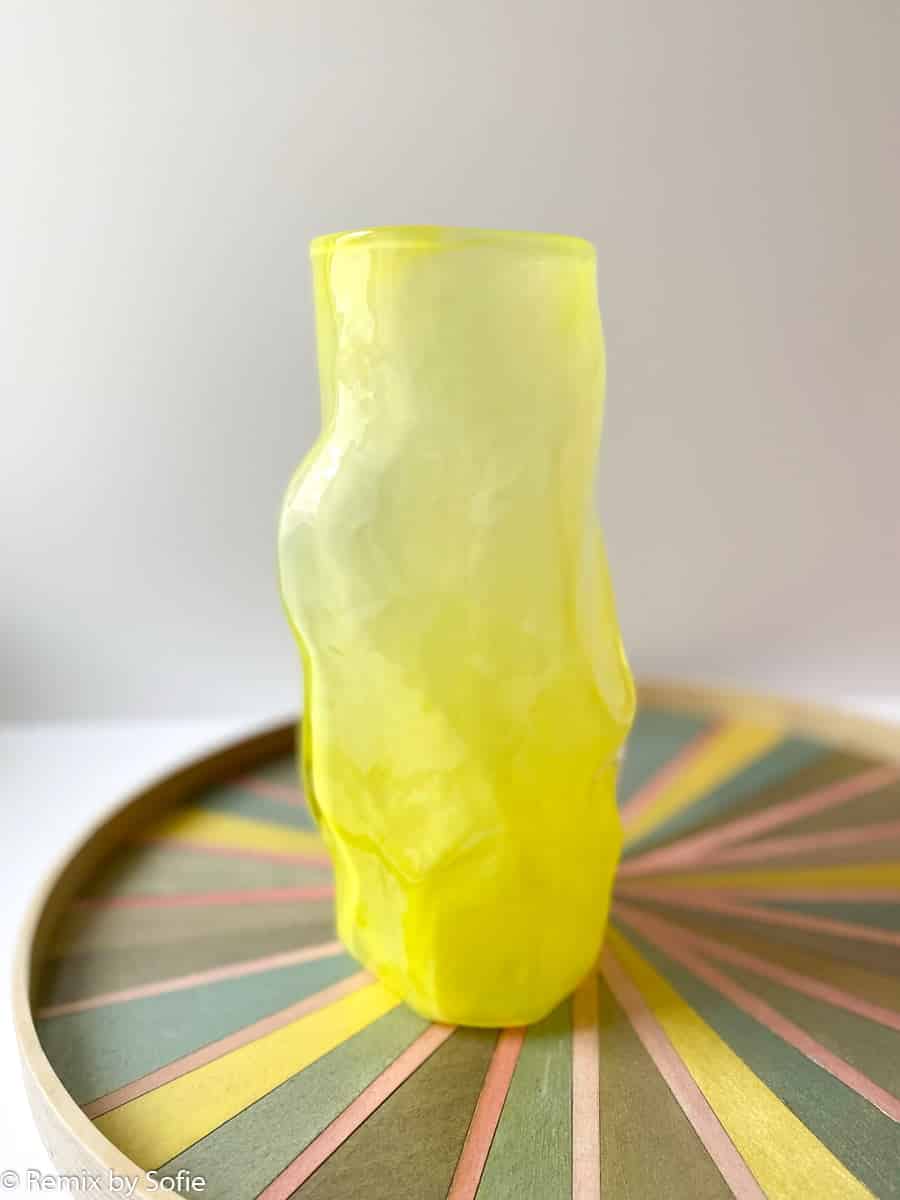marie retpen Vase, Vasen, Blumenvase, mundgeblasenes Glas, blumenmundgeblasene Vase, curlvase, Vase in organischer Form, gelockte Vase, Remix von Sofie