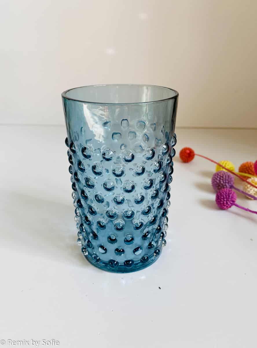 Anna von Lipa, Anna von Lipa Stachelglas, Stachelglas, Wasserglas, Trinkglas, Glas in Stachelglas Stachelglas blau Rauch.