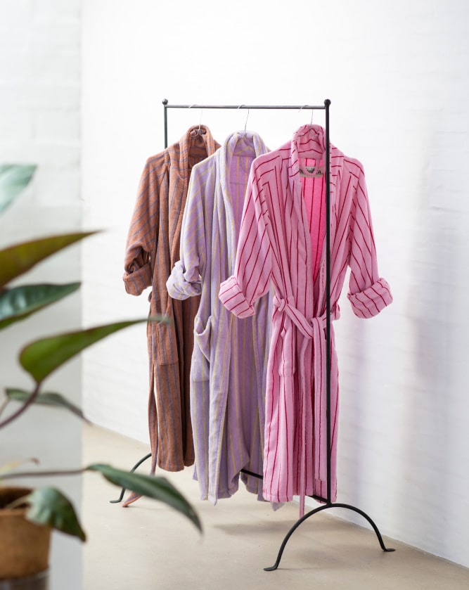 Remix von Sofia, Bongusta, Robe, Robe, Naram, Naram Robe, Badezimmer, Robe aus Baumwolle.
