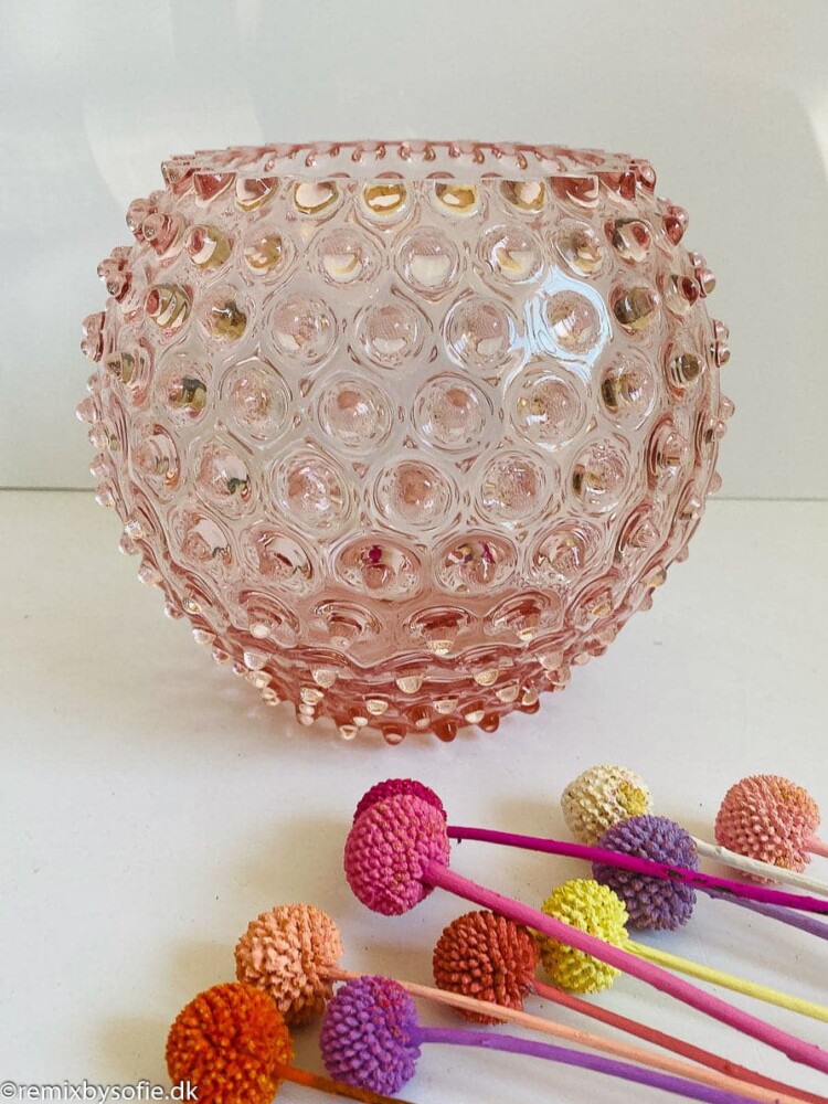 Porzellanvase in rosa