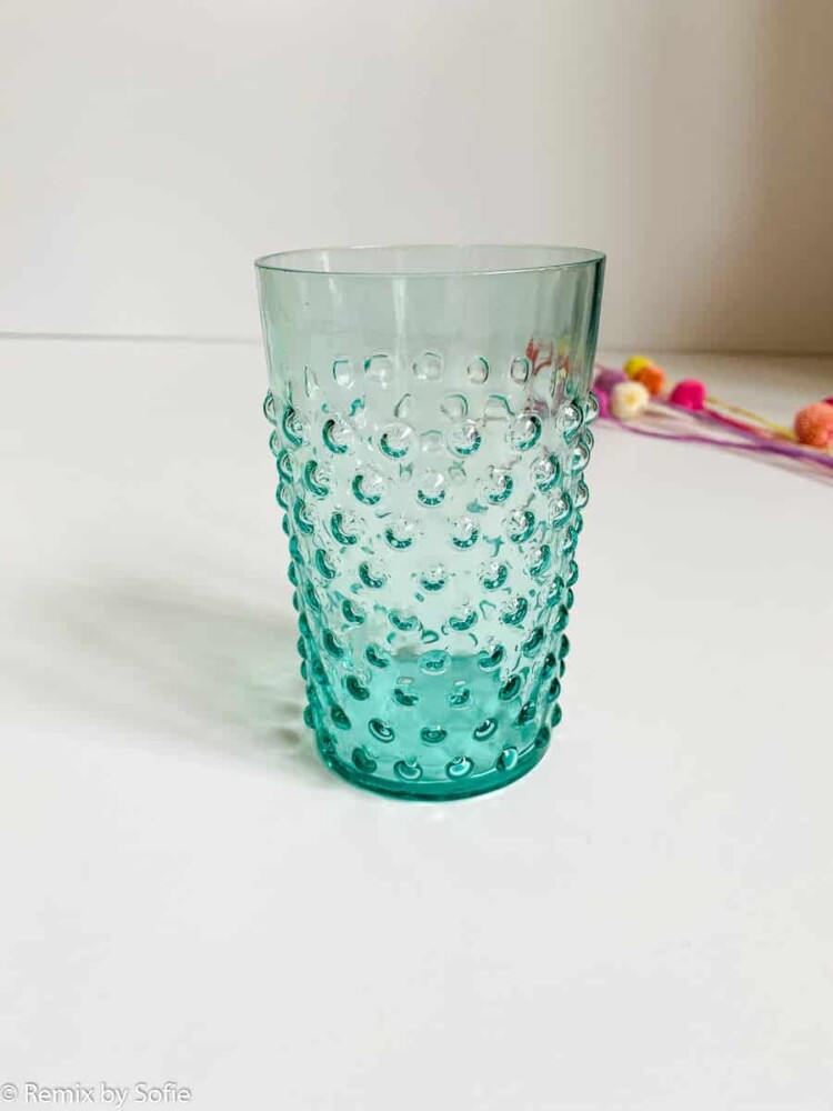 anna von lipa, anna von lipa Igelglas, Igelglas, Wasserglas, Trinkglas, Glas in Igelglas, Beryllglas.