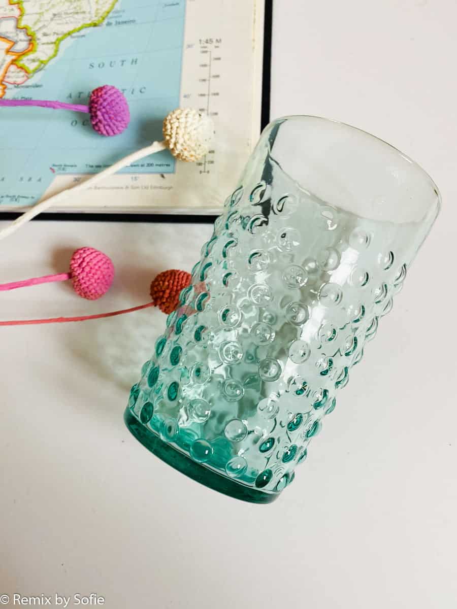 anna von lipa, anna von lipa Igelglas, Igelglas, Wasserglas, Trinkglas, Glas in Igelglas, Beryllglas.