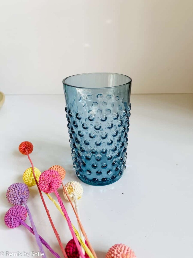 Anna von Lipa, Anna von Lipa Stachelglas, Stachelglas, Wasserglas, Trinkglas, Glas in Stachelglas Stachelglas blau Rauch.