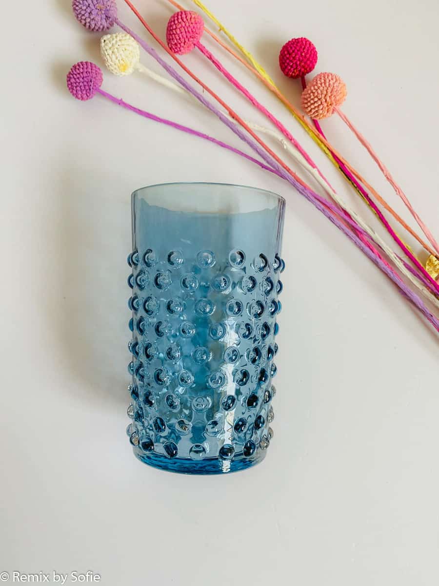 Anna von Lipa, Anna von Lipa Stachelglas, Stachelglas, Wasserglas, Trinkglas, Glas in Stachelglas Stachelglas blau Rauch.