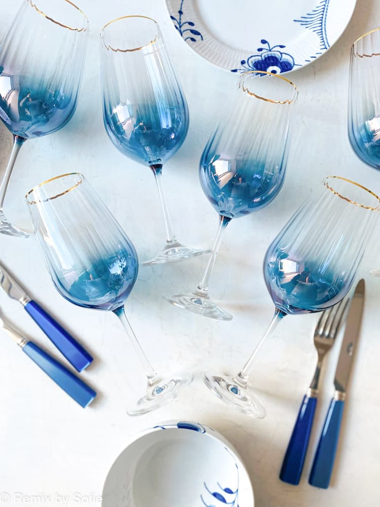 Rotweinglas, Glas Rotwein.Gold Rand 24 Karat, Wein Glas blau mit Gold, Champagner Glas, Glas mit 24 Karat Gold, Tisch-Einstellung, Interieur, Remix von Sofie