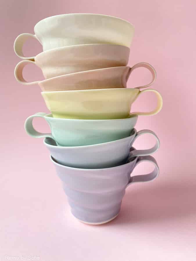rikke maglesen Keramik, Porzellantasse, Kaffeetasse, Tasse, pastellfarbene Tasse, Kaffeetasse, Teetasse.