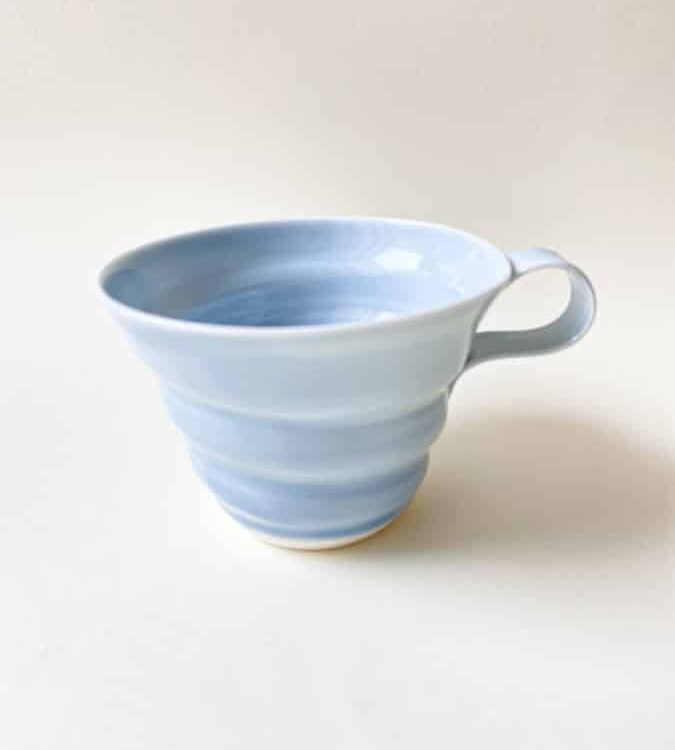 Ricke fehlende Keramik, Porzellantasse, Kaffeetasse, Tasse, pastellfarbene Tasse, Kaffeetasse, Teetasse.
