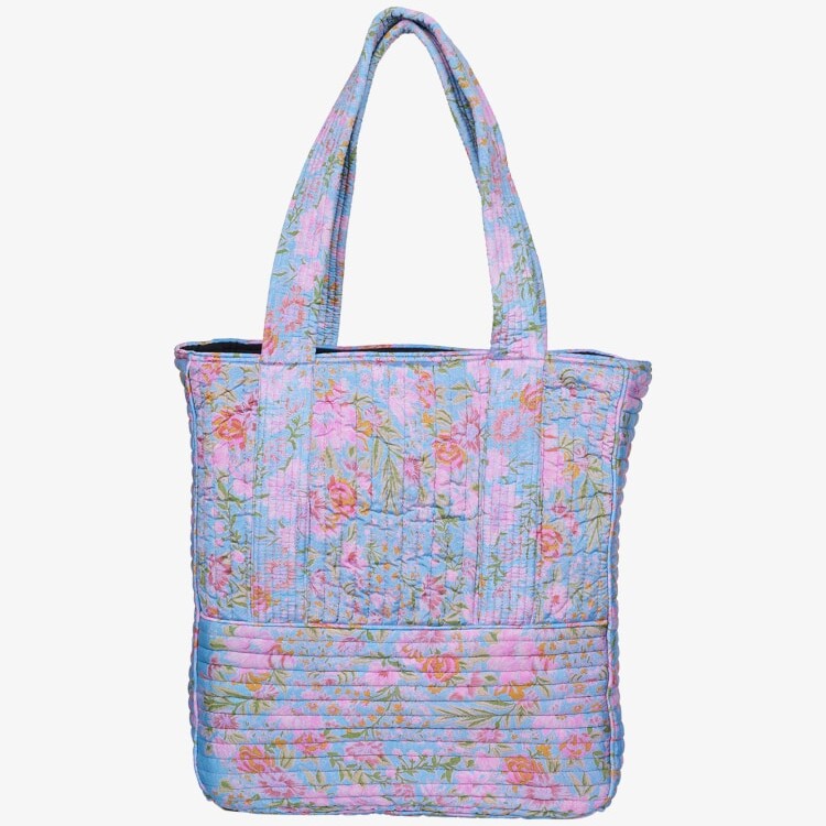Remix von Sofie, Sissel edelbo, Tasche, Tote Bag, Maxi Tote Bag, Seidentasche, Seidentasche, Sophia Tote Bag, Sophia Seidentasche.