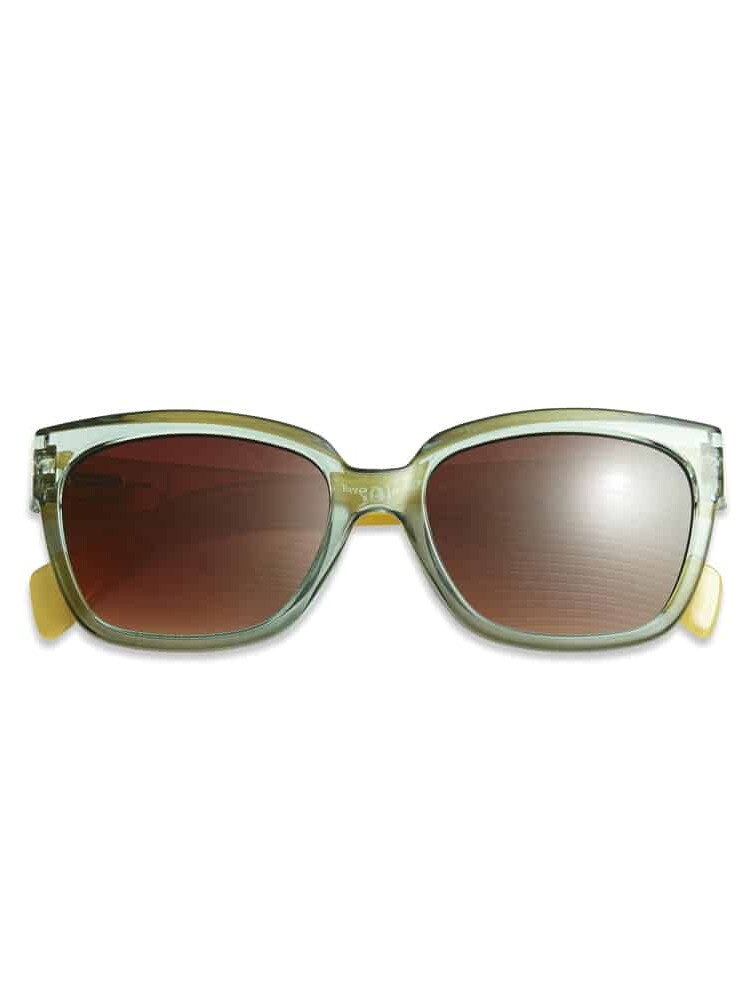 Remix von Sofie, Look, Sonnenbrille, Look Sonnenbrille, Stimmung, lila Mix, grüne Sonnenbrille, Sonnenbrille ohne Kraft
