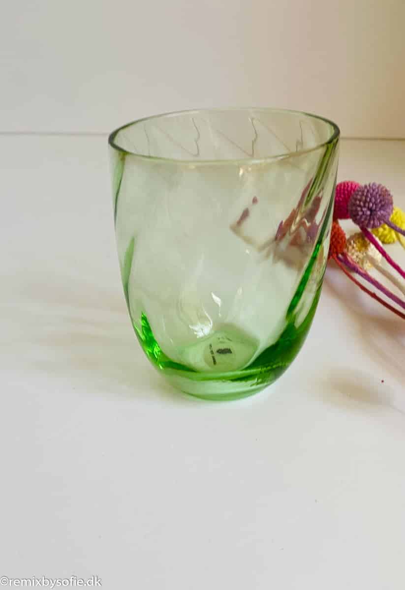 Anna von lipa Swirl Glas in hellgrün