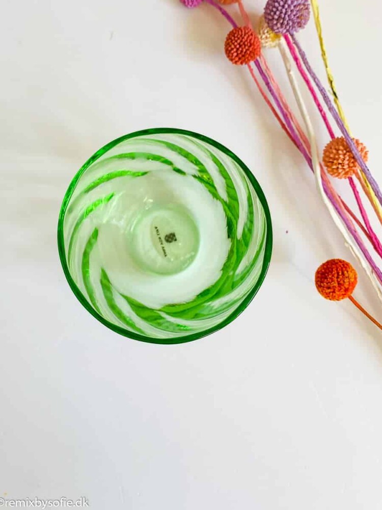 Anna von lipa Swirl Glas in hellgrün