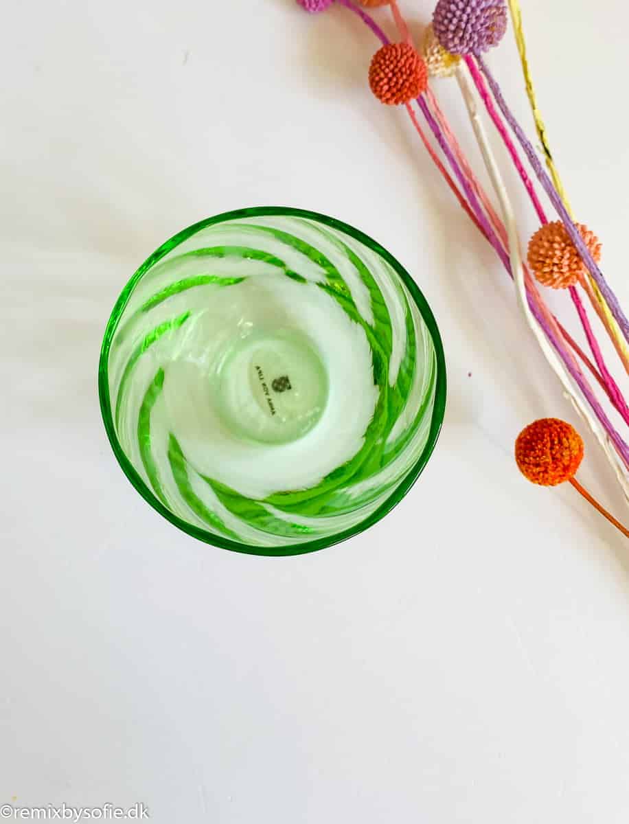 Anna von lipa Swirl Glas in hellgrün