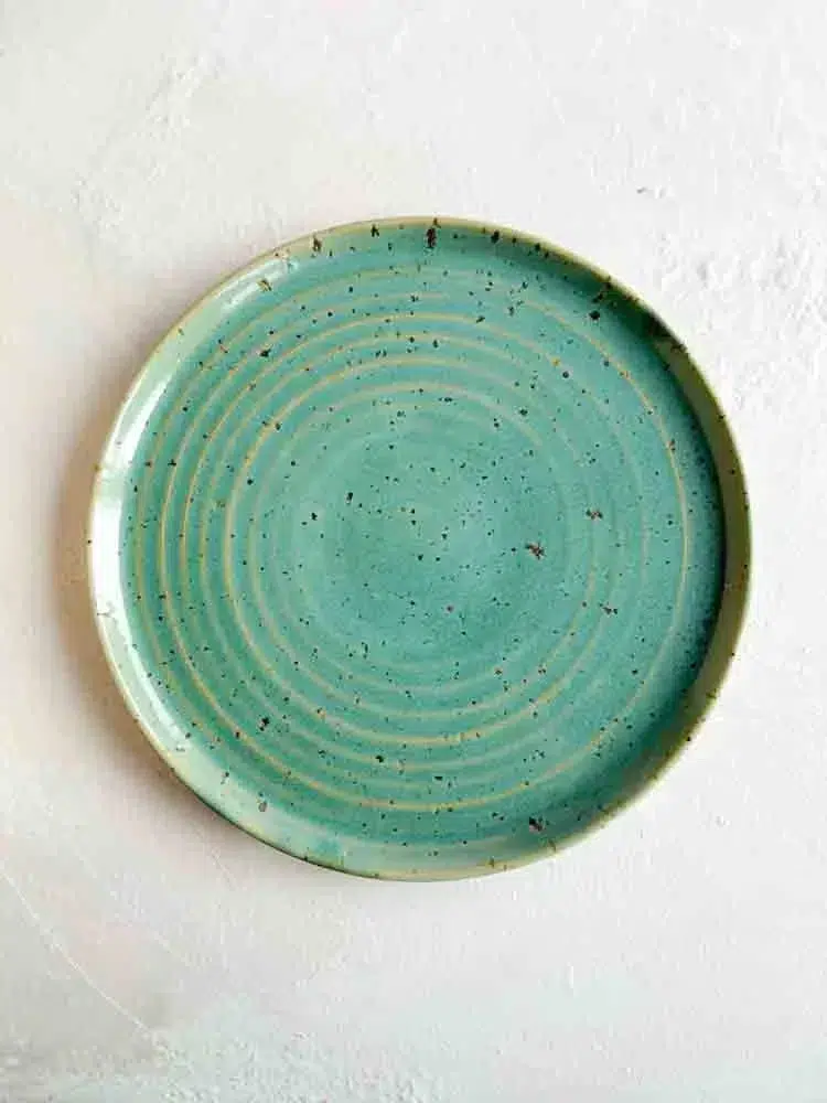 Teller, Frühstücksteller, Dessertteller, Teller, handgedrehte Platte, handgemachte Keramik, Keramikplatten, Keramikplatten, Remix von Sofie, Tischeinstellung, Trine lise Keramik, Trine lise Keramik