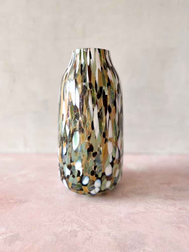 Konfetti Vase Marmor Anna von Lipa, Blumenvase, Innenarchitektur, Remix von Sophie.