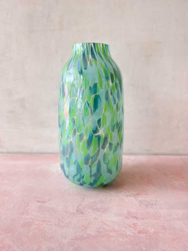 anna von lipa vase, confetti pacific, remix von sofie, innen, blumenvase, ceramic cup, ceramic cup, ceramic cup, cup mit handle, cup ohne handle, espresso cup, cortado cup, cups, remix von sofie