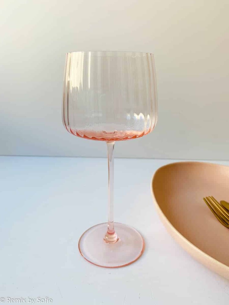 anna von lipa glass, anna von lipa weinglas, weinglas, weinglas, weinglas, mundgeblasenes glas, weinglas, tischdeckel, weinglas Lyon,