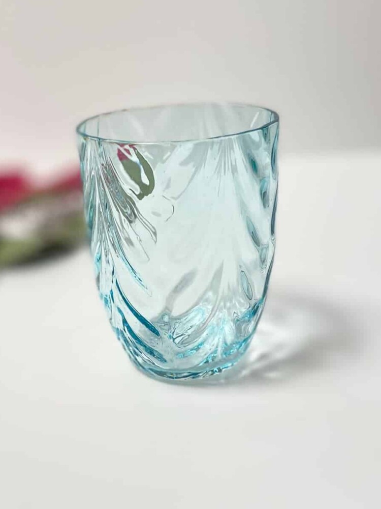 Bambusglas, anna von lipa mix & match, swil glass, wawe glass, harlekin glass, tumbler, wasserglas, trinkglas, trinkglas, gebeizt, hausinnenraum, tischbezug, glas von anna von lipa