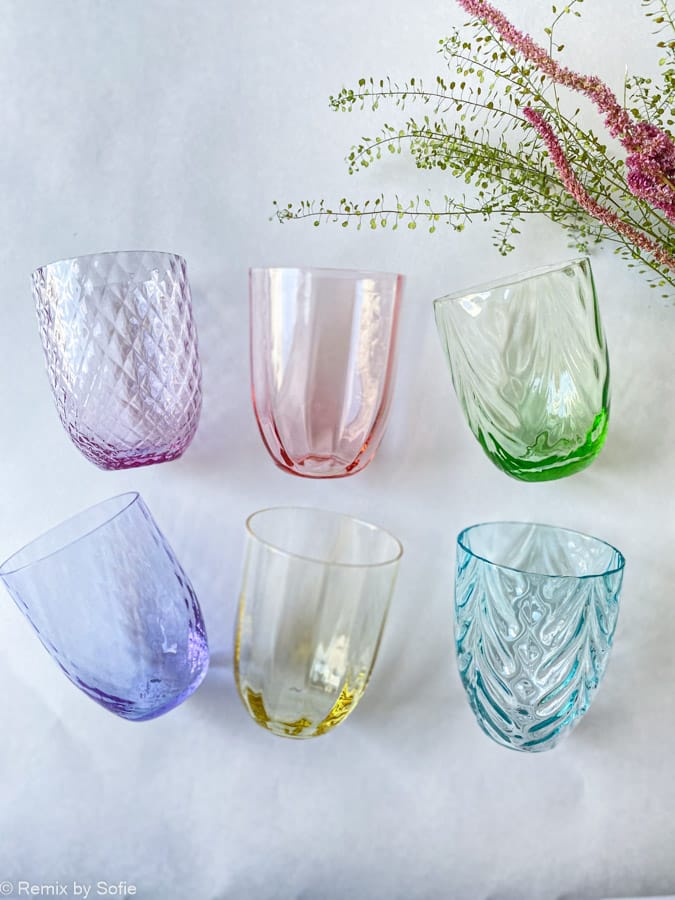Anna von lipa, Remix von Sofie, Anna von lipa glass, handgeblasenes Glas, handgeblasenes Glas, Trinkglas, Wasserglas, farbiges Glas, Mix- und Mattckglas, Mix & Mattckglas, Becher, Watglas, Wirbelglas, Harlekinglas, Spiralglas, Bambusglas, Olivenglas, Tischbezug, anna von lipa glass, anna von lipa retailer