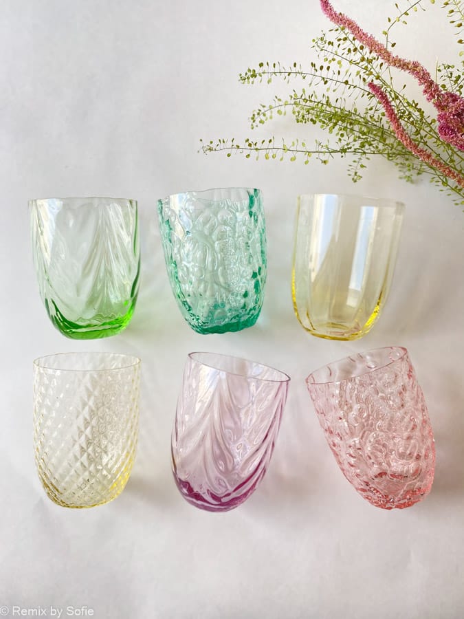 Anna von lipa, Remix von Sofie, Anna von lipa glass, handgeblasenes Glas, handgeblasenes Glas, Trinkglas, Wasserglas, farbiges Glas, Mix- und Mattckglas, Mix & Mattckglas, Becher, Watglas, Wirbelglas, Harlekinglas, Spiralglas, Bambusglas, Olivenglas, Tischbezug, anna von lipa glass, anna von lipa retailer