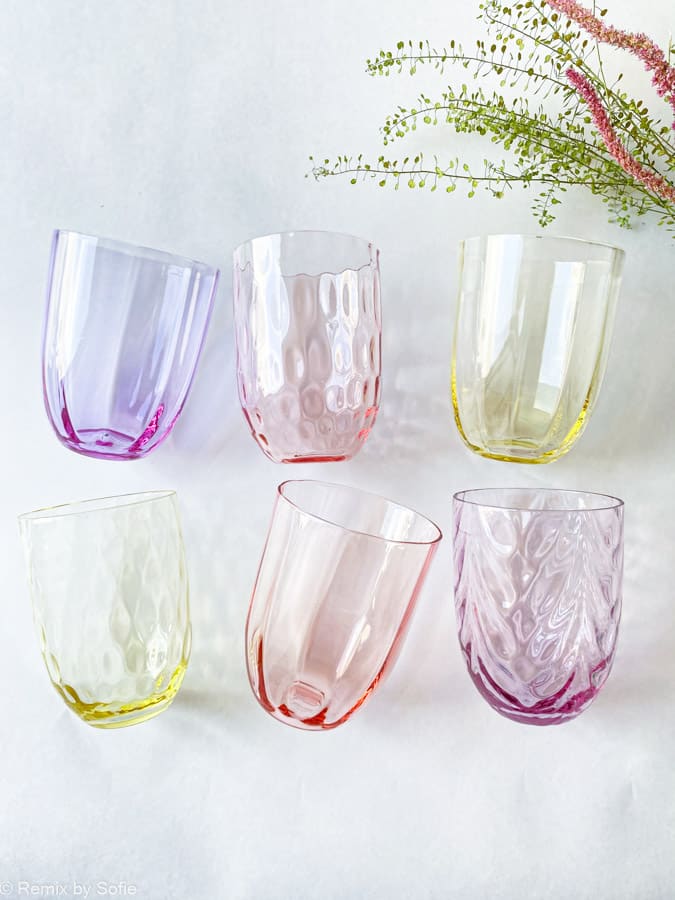 Anna von lipa, Remix von Sofie, Anna von lipa glass, handgeblasenes Glas, handgeblasenes Glas, Trinkglas, Wasserglas, farbiges Glas, Mix- und Mattckglas, Mix & Mattckglas, Becher, Watglas, Wirbelglas, Harlekinglas, Spiralglas, Bambusglas, Olivenglas, Tischbezug, anna von lipa glass, anna von lipa retailer