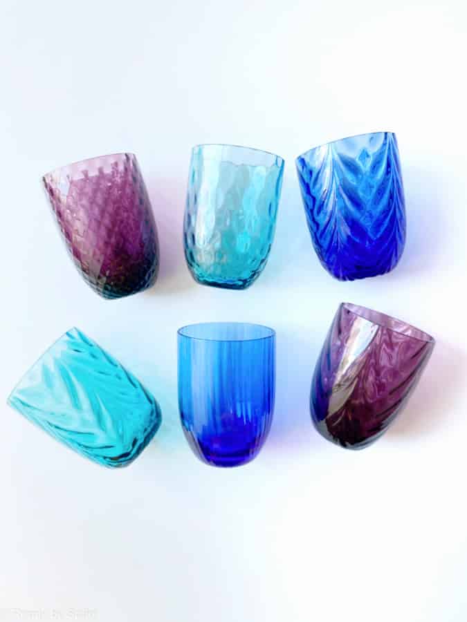 Anna von lipa, Remix von Sofie, Anna von lipa glass, handgeblasenes Glas, handgeblasenes Glas, Trinkglas, Wasserglas, farbiges Glas, Mix- und Mattckglas, Mix & Mattckglas, Becher, Watglas, Wirbelglas, Harlekinglas, Spiralglas, Bambusglas, Olivenglas, Tischbezug, anna von lipa glass, anna von lipa retailer