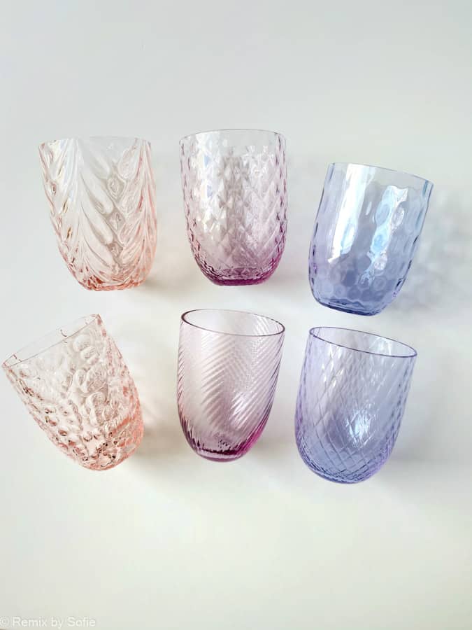 Anna von lipa, Remix von Sofie, Anna von lipa glass, handgeblasenes Glas, handgeblasenes Glas, Trinkglas, Wasserglas, farbiges Glas, Mix- und Mattckglas, Mix & Mattckglas, Becher, Watglas, Wirbelglas, Harlekinglas, Spiralglas, Bambusglas, Olivenglas, Tischbezug, anna von lipa glass, anna von lipa retailer