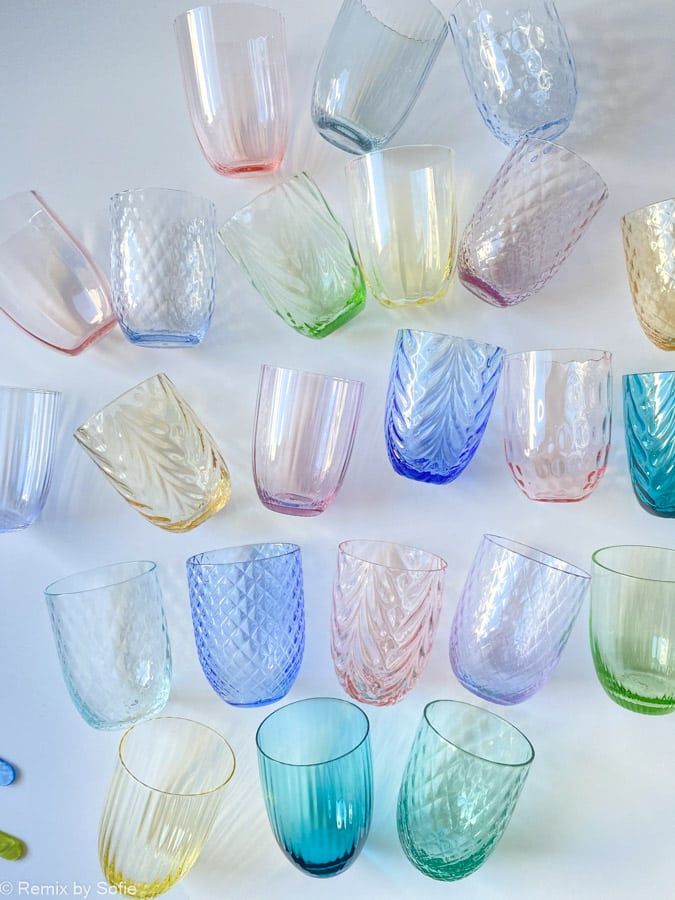Anna von lipa, Remix von Sofie, Anna von lipa glass, handgeblasenes Glas, handgeblasenes Glas, Trinkglas, Wasserglas, farbiges Glas, Mix- und Mattckglas, Mix & Mattckglas, Becher, Watglas, Wirbelglas, Harlekinglas, Spiralglas, Bambusglas, Olivenglas, Tischbezug, anna von lipa glass, anna von lipa retailer
