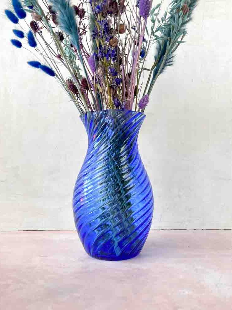 anna von lipa, anna von lipa glass, anna von lipa retailer, remix by sofie, mix 6 match gla, wirbelglas, wellenglas, igelglas, harlekinglas, Bambusglas, buntglas, spritzglas, confettiglas, anna von lipa Krüge, Spiralkrüge, annavonlipa Weinglas, anna von lipa Champagnerglas, Vase, Konfettivase, Wirbelvase, Oslovase, Igelkrüge, Igelkrüge, Eiffelkrüge, 2 Liter Igelkrüge, Longdrinkglas, Tapasschale