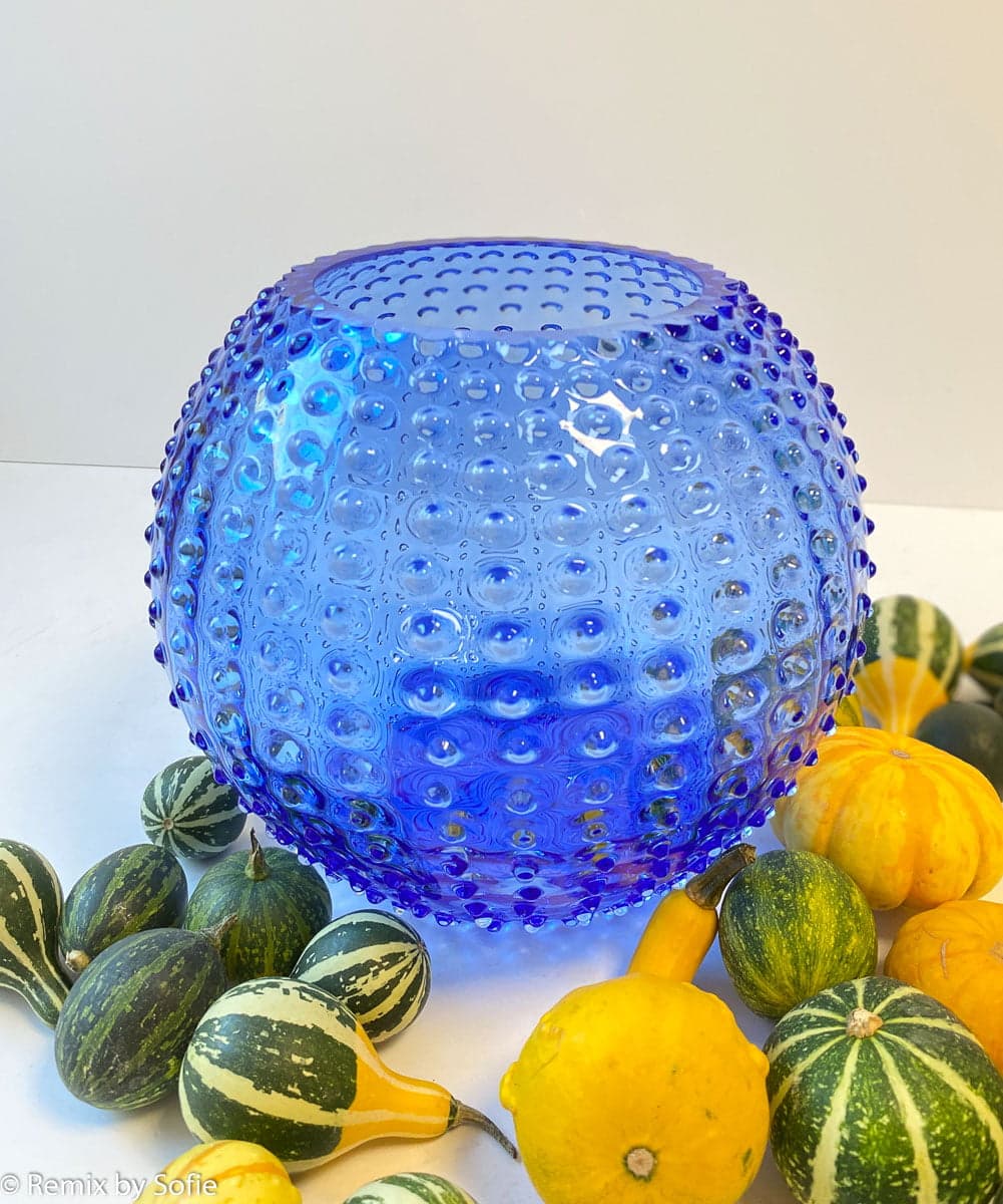 Anna von Lipa, Vase, Blumenvase, Blumenvase, Igelvase, Igelvase, Igelglas, Igelglasvase, Hobnail, Blumenvase.