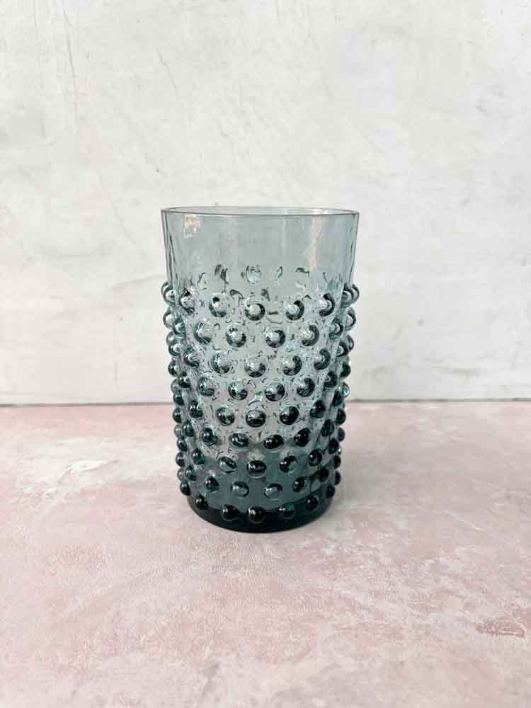 anna von lipa, anna von lipa glass, anna von lipa retailer, remix by sofie, mix 6 match gla, wirbelglas, wellenglas, igelglas, harlekinglas, Bambusglas, buntglas, spritzglas, confettiglas, anna von lipa Krüge, Spiralkrüge, annavonlipa Weinglas, anna von lipa Champagnerglas, Vase, Konfettivase, Wirbelvase, Oslovase, Igelkrüge, Igelkrüge, Eiffelkrüge, 2 Liter Igelkrüge, Longdrinkglas, Tapasschale