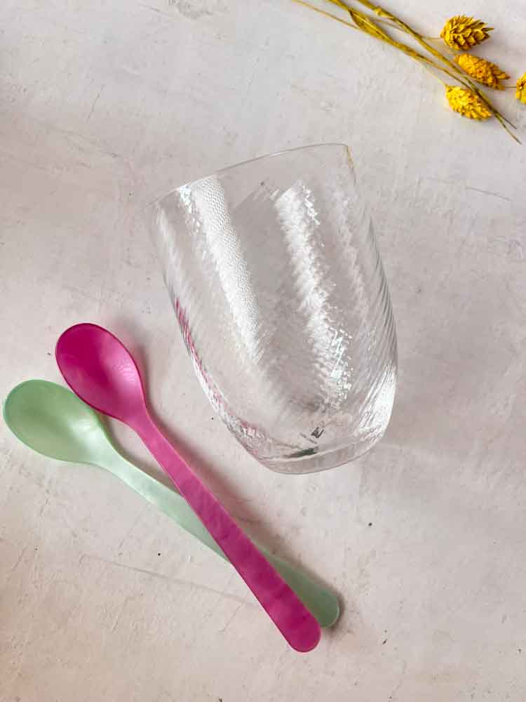anna von lipa, anna von lipa glass, anna von lipa retailer, remix by sofie, mix 6 match gla, wirbelglas, wellenglas, igelglas, harlekinglas, Bambusglas, buntglas, spritzglas, confettiglas, anna von lipa Krüge, Spiralkrüge, annavonlipa Weinglas, anna von lipa Champagnerglas, Vase, Konfettivase, Wirbelvase, Oslovase, Igelkanne, Igelkanne, Eiffelkanne, 2 Liter Igelkanne, Longdrinkglas, Tapasschale, Spiralglas frei